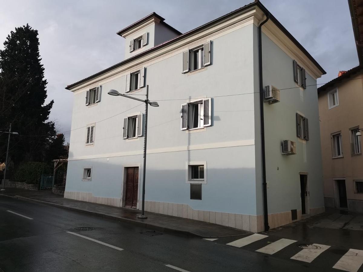 Silvo Apartments Копер Екстериор снимка