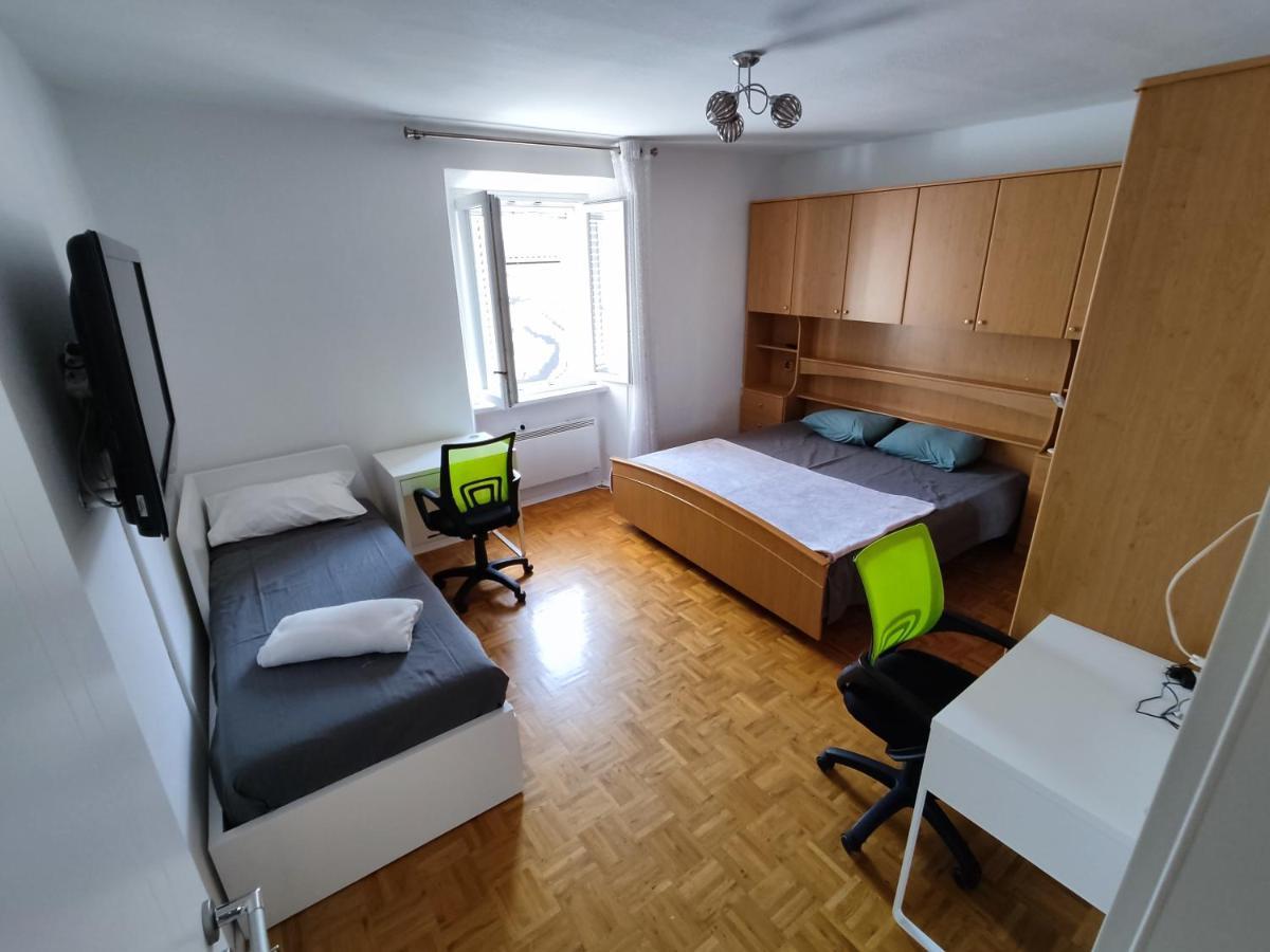 Silvo Apartments Копер Екстериор снимка