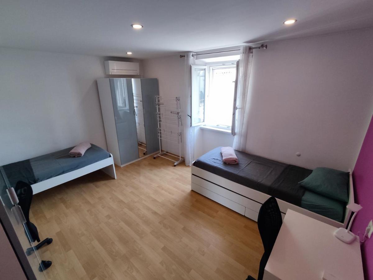 Silvo Apartments Копер Екстериор снимка