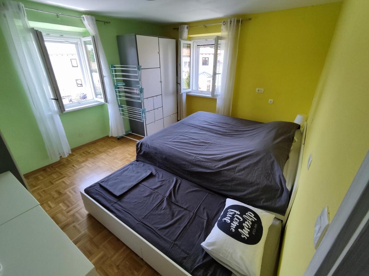Silvo Apartments Копер Екстериор снимка