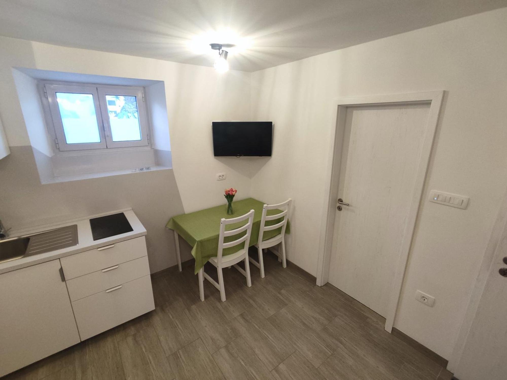 Silvo Apartments Копер Екстериор снимка