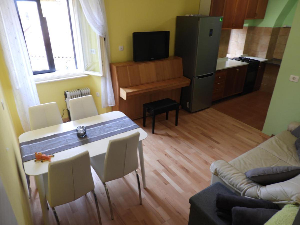 Silvo Apartments Копер Екстериор снимка